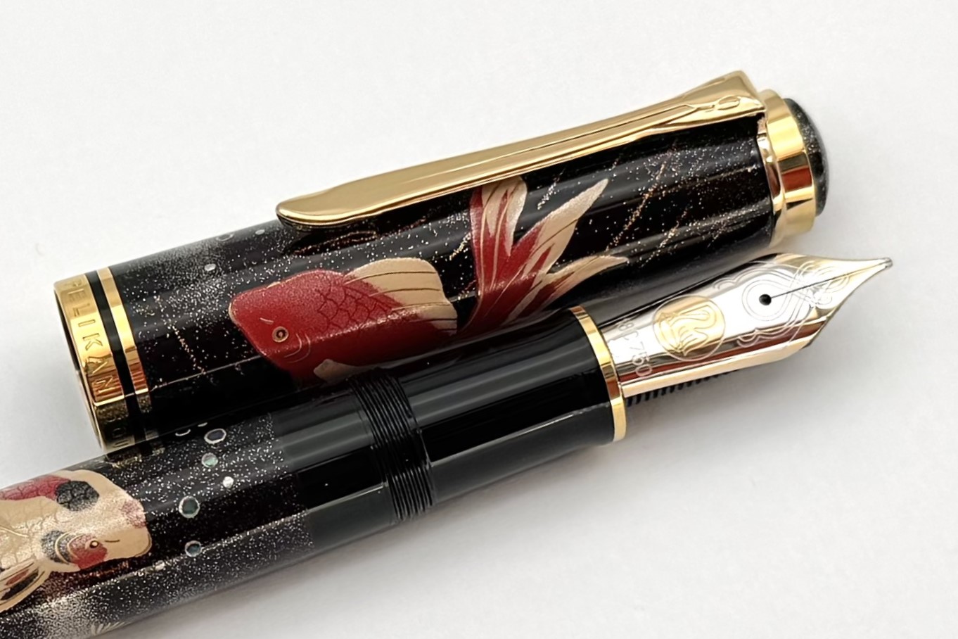 PelikanLESouveranMakieM1000GoldfishFP_F